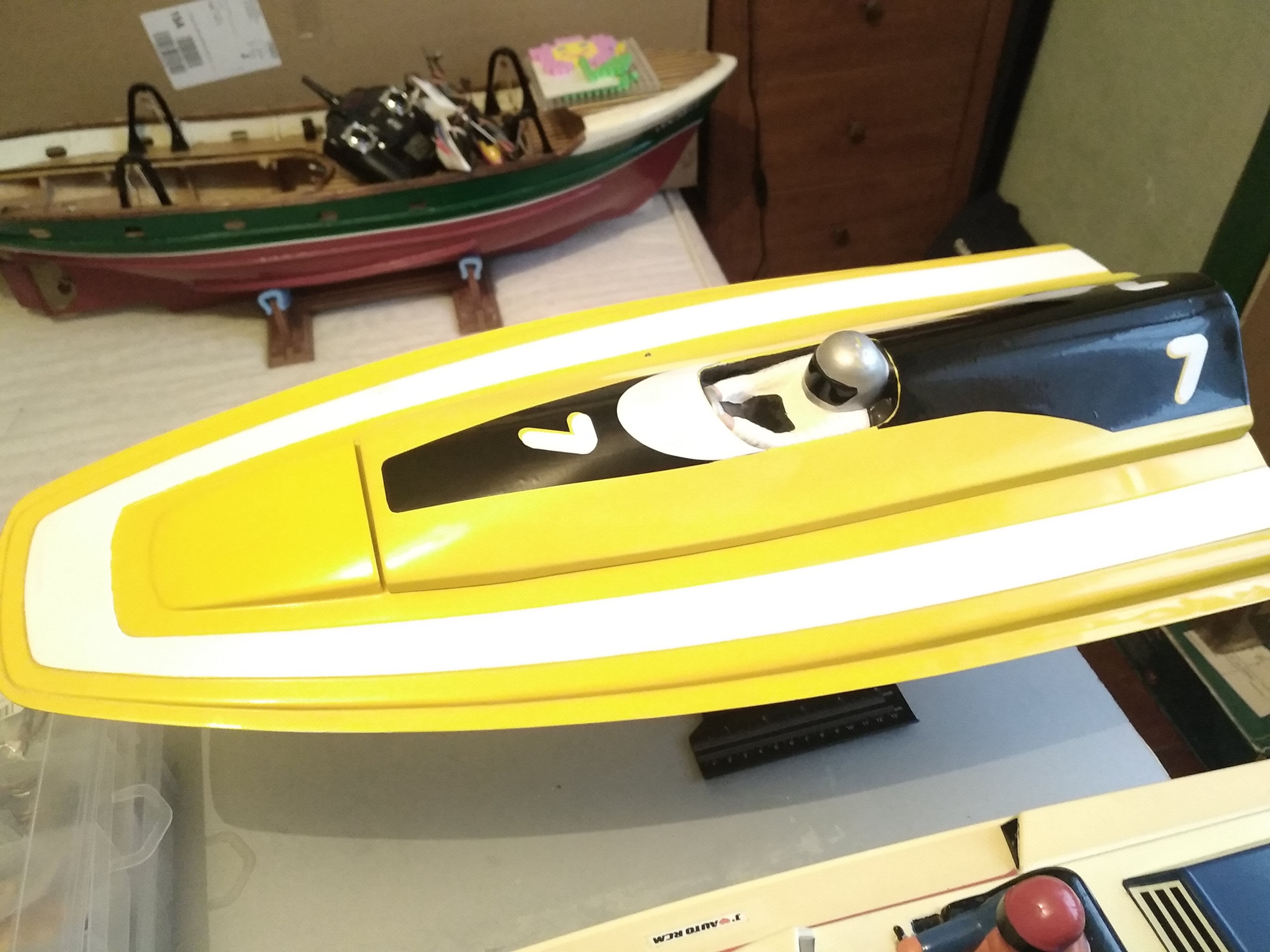 Le Bateau Rc Le Plus Rapide Du Monde